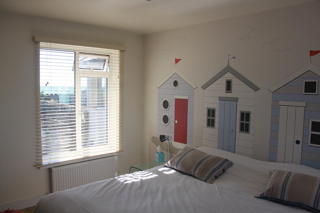The Beach Bed and Breakfast Hythe  Kamer foto