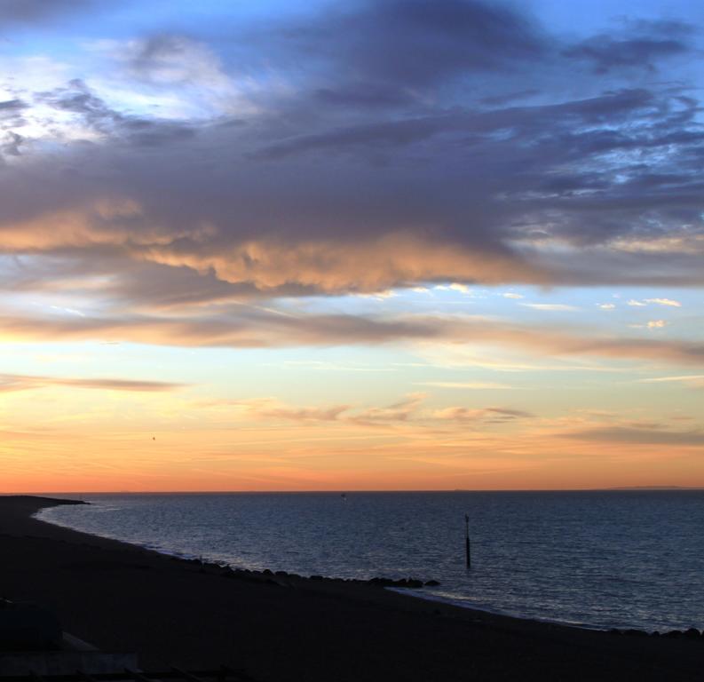The Beach Bed and Breakfast Hythe  Buitenkant foto