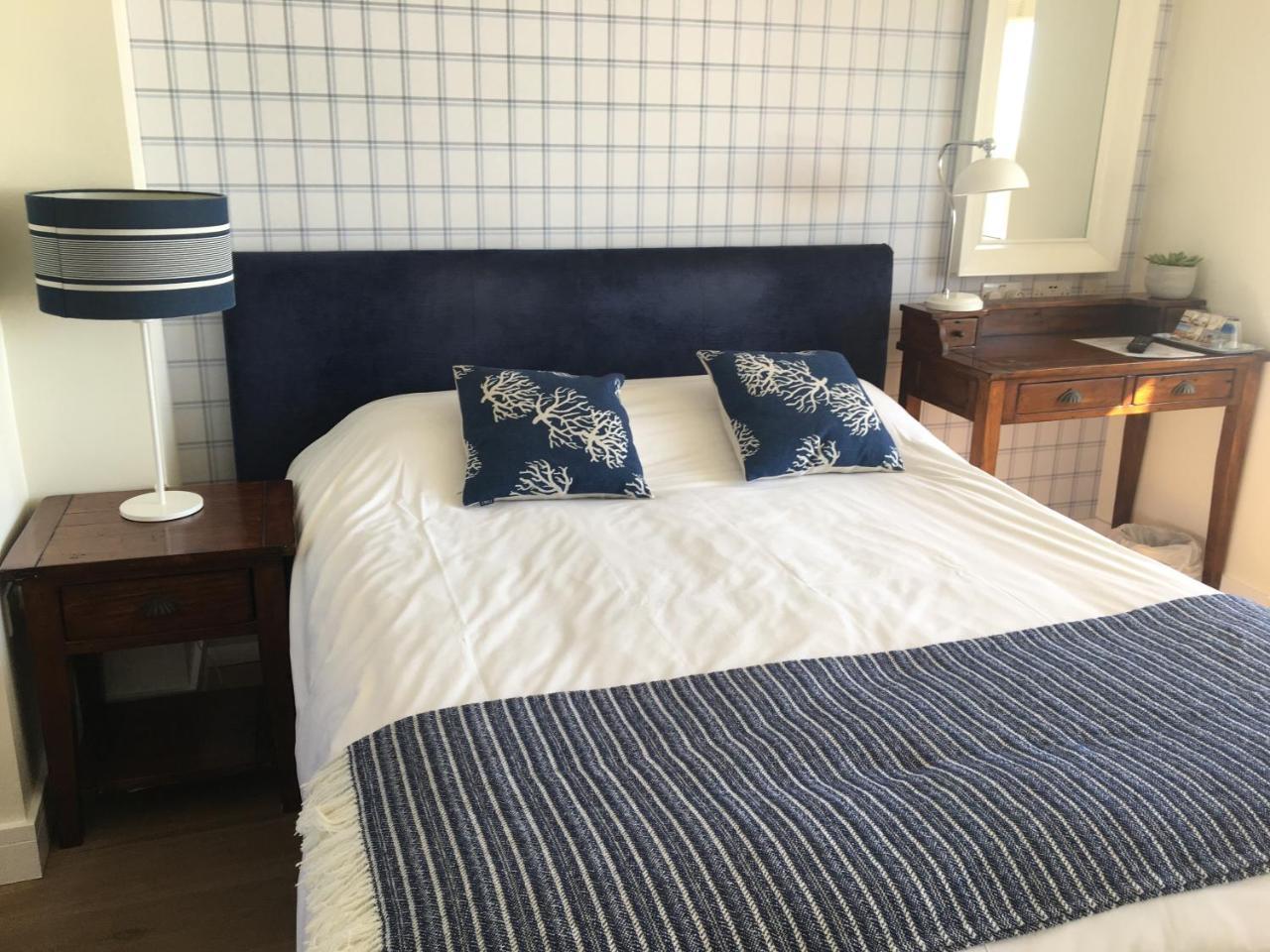 The Beach Bed and Breakfast Hythe  Buitenkant foto
