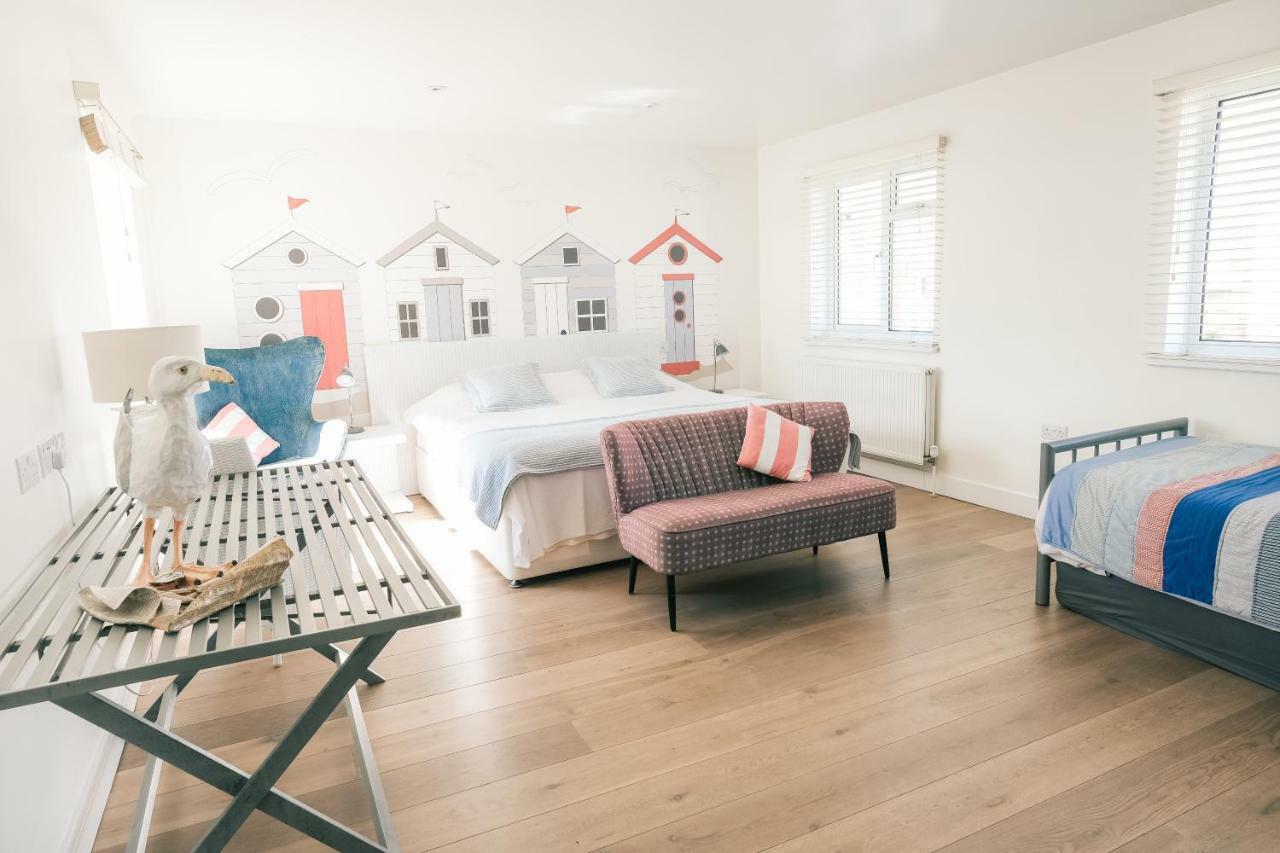 The Beach Bed and Breakfast Hythe  Buitenkant foto