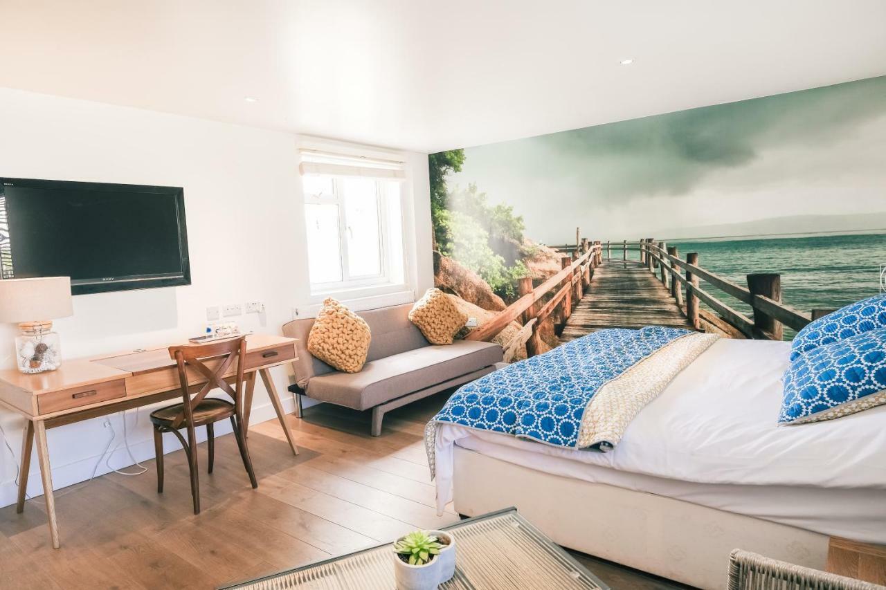 The Beach Bed and Breakfast Hythe  Buitenkant foto